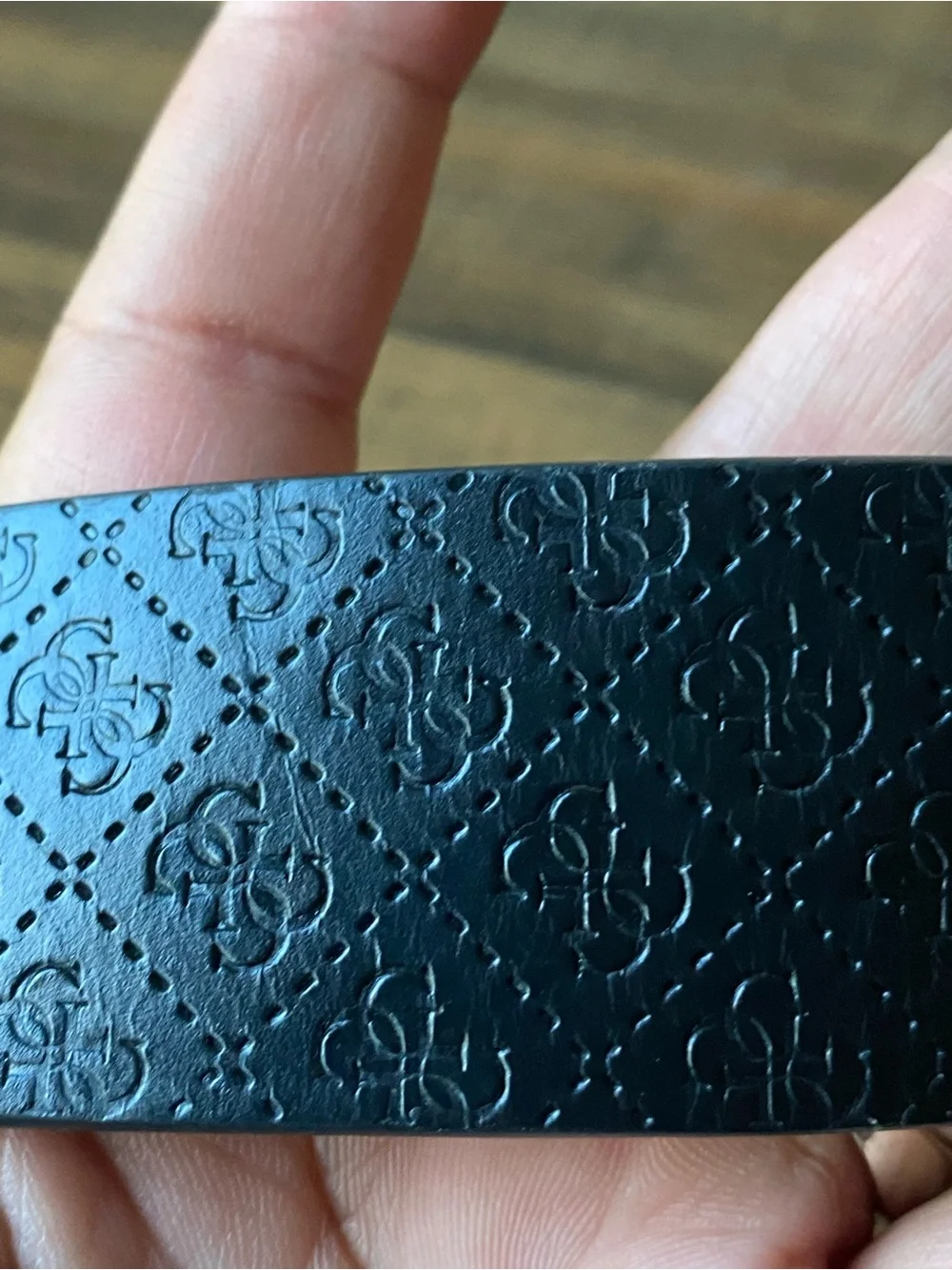 GG Textures Leather Belt, 32”